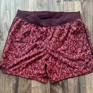 Stylish Under Amour Men Burgundy Patterned Shorts